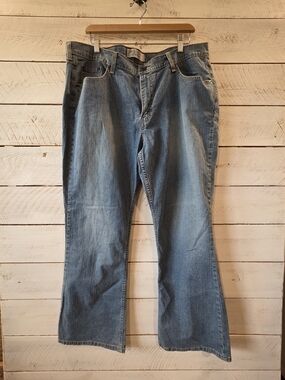 Levi's Women's Light Blue Flared Jeans
